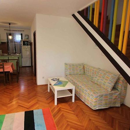 Apartment In Malinska/Insel Krk 13204 Eksteriør bilde
